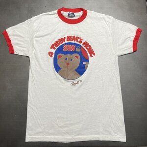 Vintage Sneaker Brand USA Tee Single Stitch 80s White Teddy Bears‎ Picnic Nayatt